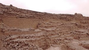 Sacred Politics: Inca Huacas for Political and Social Organization 32 Sacred Politics: Inca Huacas for Political and Social Organization