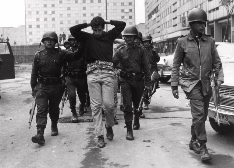 100618-02-Mexico-History-1968-Politics