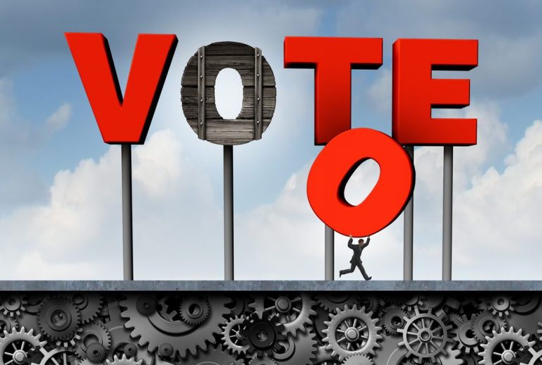 102518-03-Election-Vote-Politics