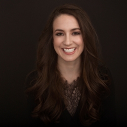 Sacred Politics: Inca Huacas for Political and Social Organization 31 Sacred Politics: Inca Huacas for Political and Social Organization