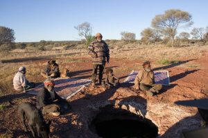 Structure and Characteristics of Prehistoric to Modern Hunter-Gatherers 6 Spinifex people of western Australia