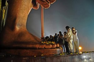 How Punitive, Omniscient Gods May Have Encouraged the Expansion of Human Society 17 How Punitive, Omniscient Gods May Have Encouraged the Expansion of Human Society