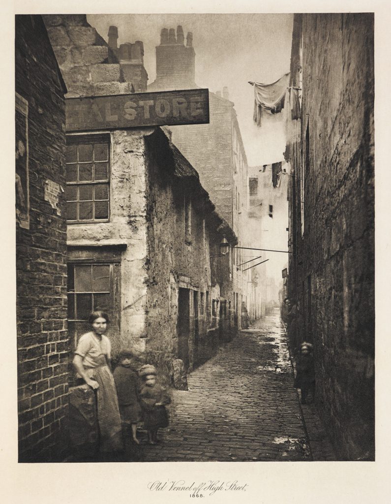 The Rise of the Victorian Middle Class: Industrialism and the Shaping of the Modern Era 5 The Rise of the Victorian Middle Class: Industrialism and the Shaping of the Modern Era