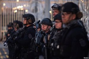 Trump Threatens to Shut Mexico Border