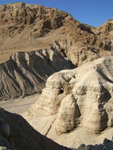 The 'Horns of Moses' in Artistic, Literary, and Archaeological Context 25 The 'Horns of Moses' in Artistic, Literary, and Archaeological Context