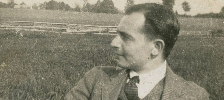 120518-35-History-Literature-Erich-Auerbach