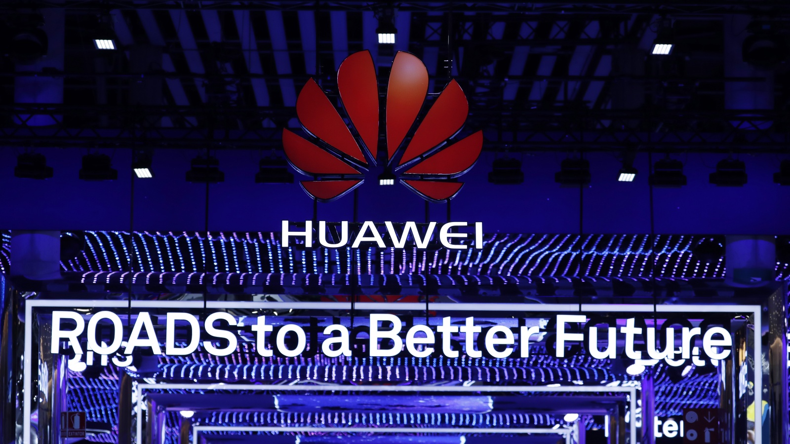 010619-12-Huawei-Technology-China