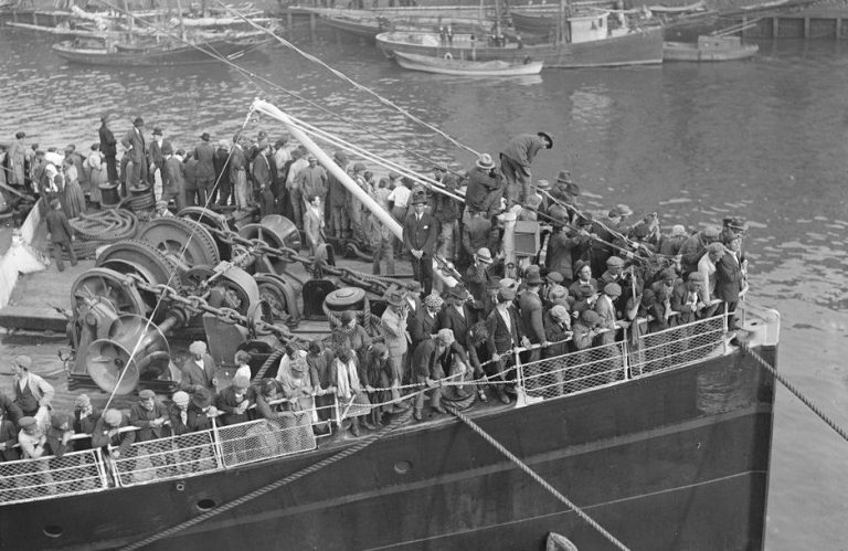 012919-04-History-Immigration