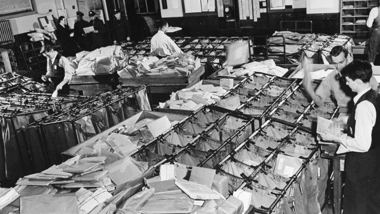 013119-33-History-Post-Office-Mail-Communication