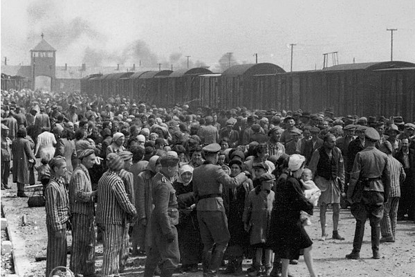 021219-04-History-Holocaust