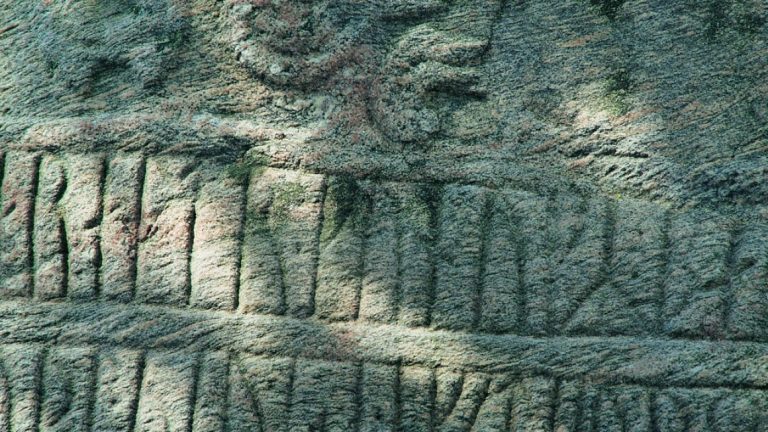 031819-76-History-Medieval-Middle-Ages-Art-Norse-Viking