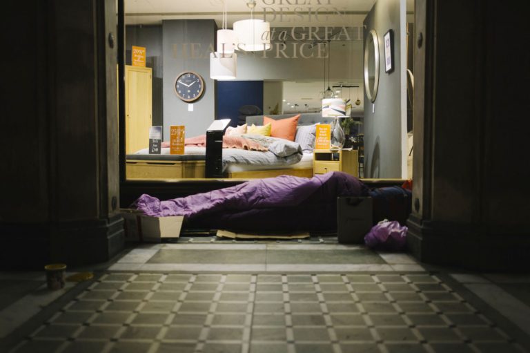 041019-01-Homeless-Health