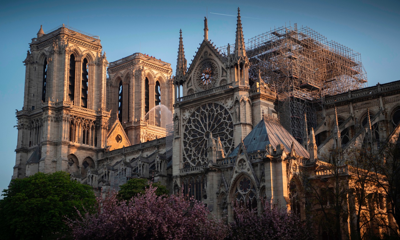 TOPSHOT-FRANCE-FIRE-NOTRE-DAME