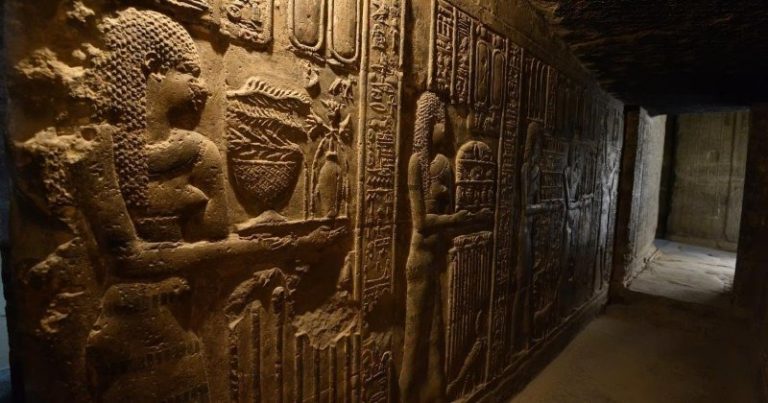 052419-52-History-Ancient-Women