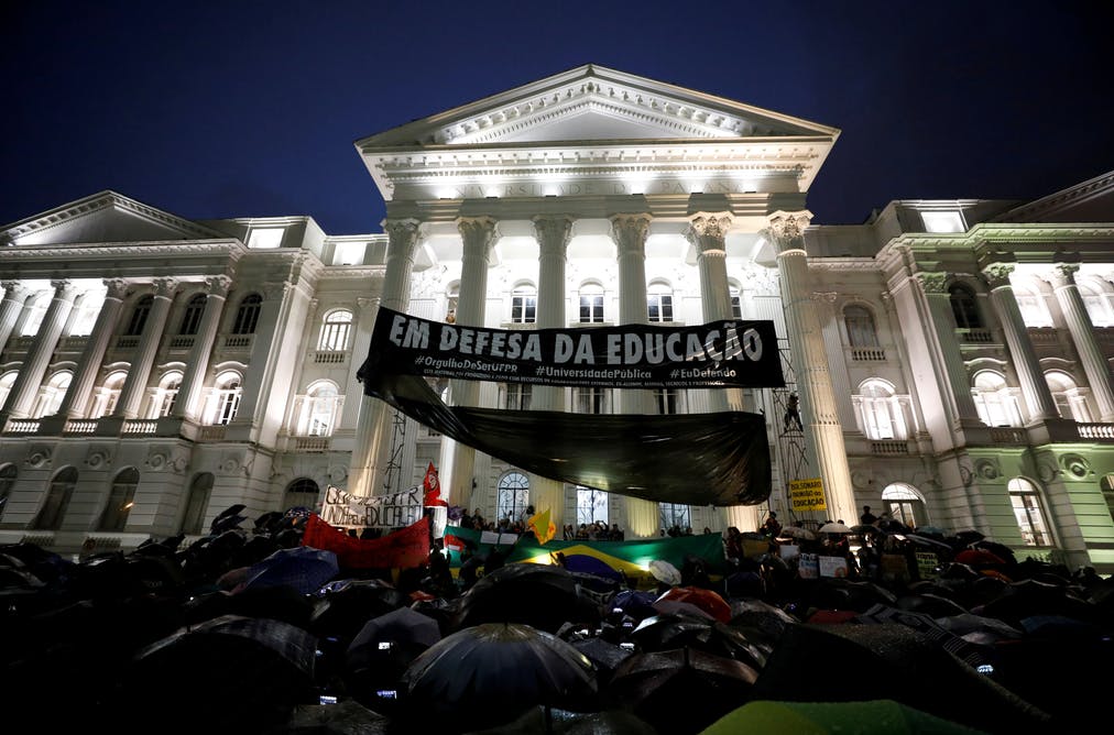 060619-05-Brazil-Bolsonar-Education