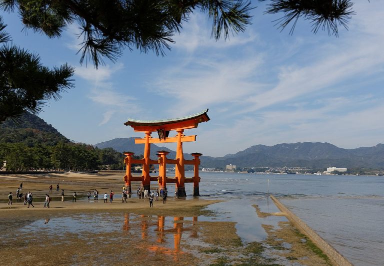060719-39-History-Art-Architecture-Japan-Itsukushima-Shrine-Religion
