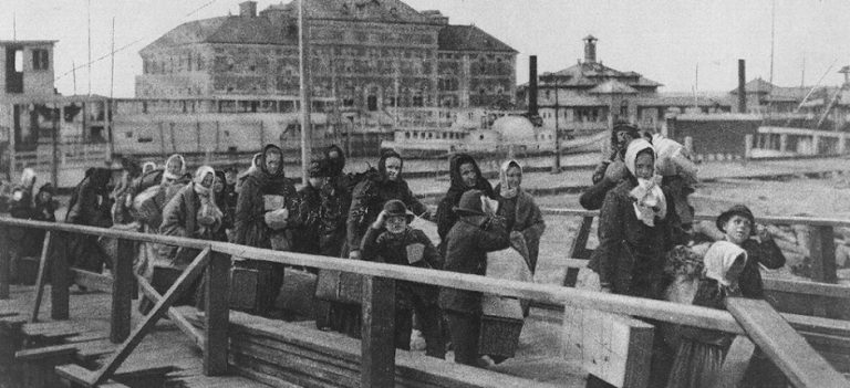 071219-38-History-Immigration-Ellis-Island