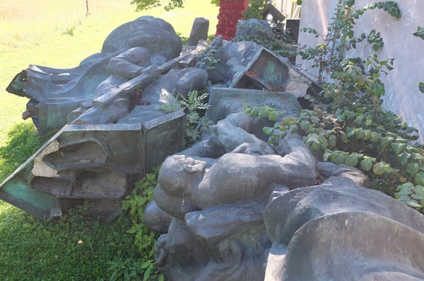 A Confederate Statue Graveyard to Bury a Defeated Ideology