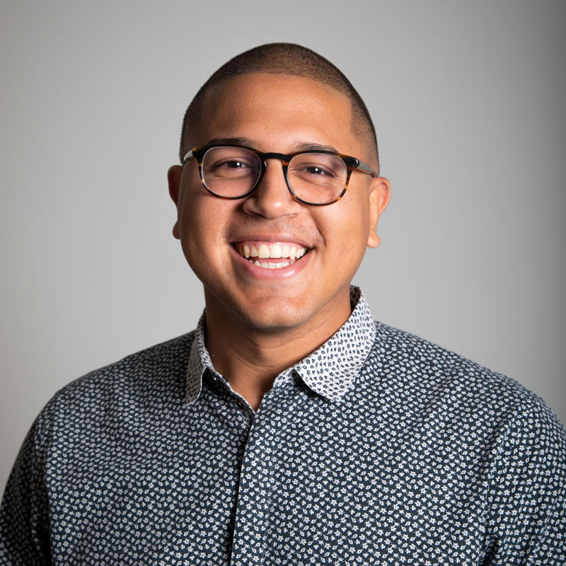 Tennessee Lawmakers Aim to Ban Weddings by Internet-Ordained Ministers