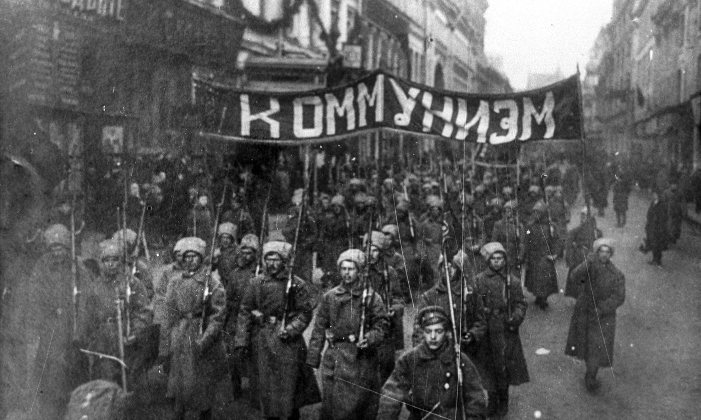 If a Dictator Rises, Protest, Even Armed Resistance, Won't Work Without the Military's Help 1 081119-01-History-Protest-Military-Tyranny