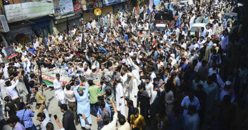 081819-09-India-Kashmir-Trump