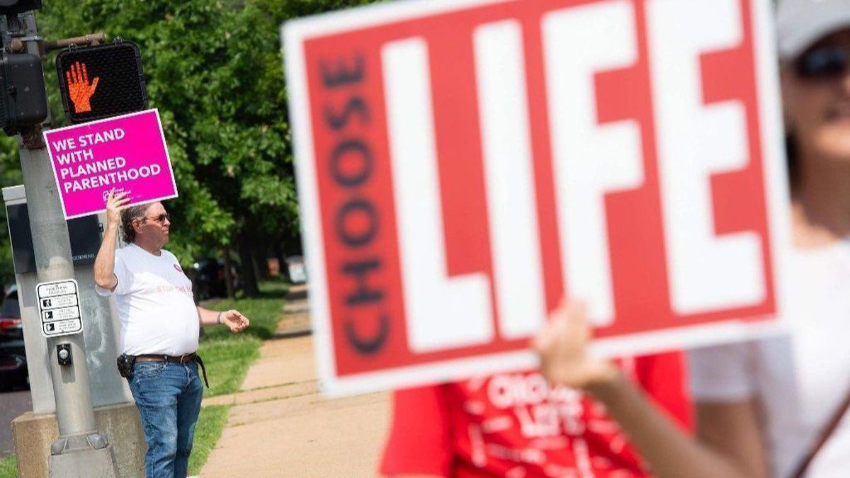082719-01-Abortion-Women-Trump-Politics