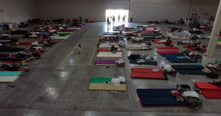 110219-15-Immigration