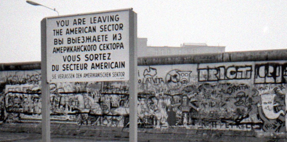 111219-10-History-German-Berlin-Wall-Europe