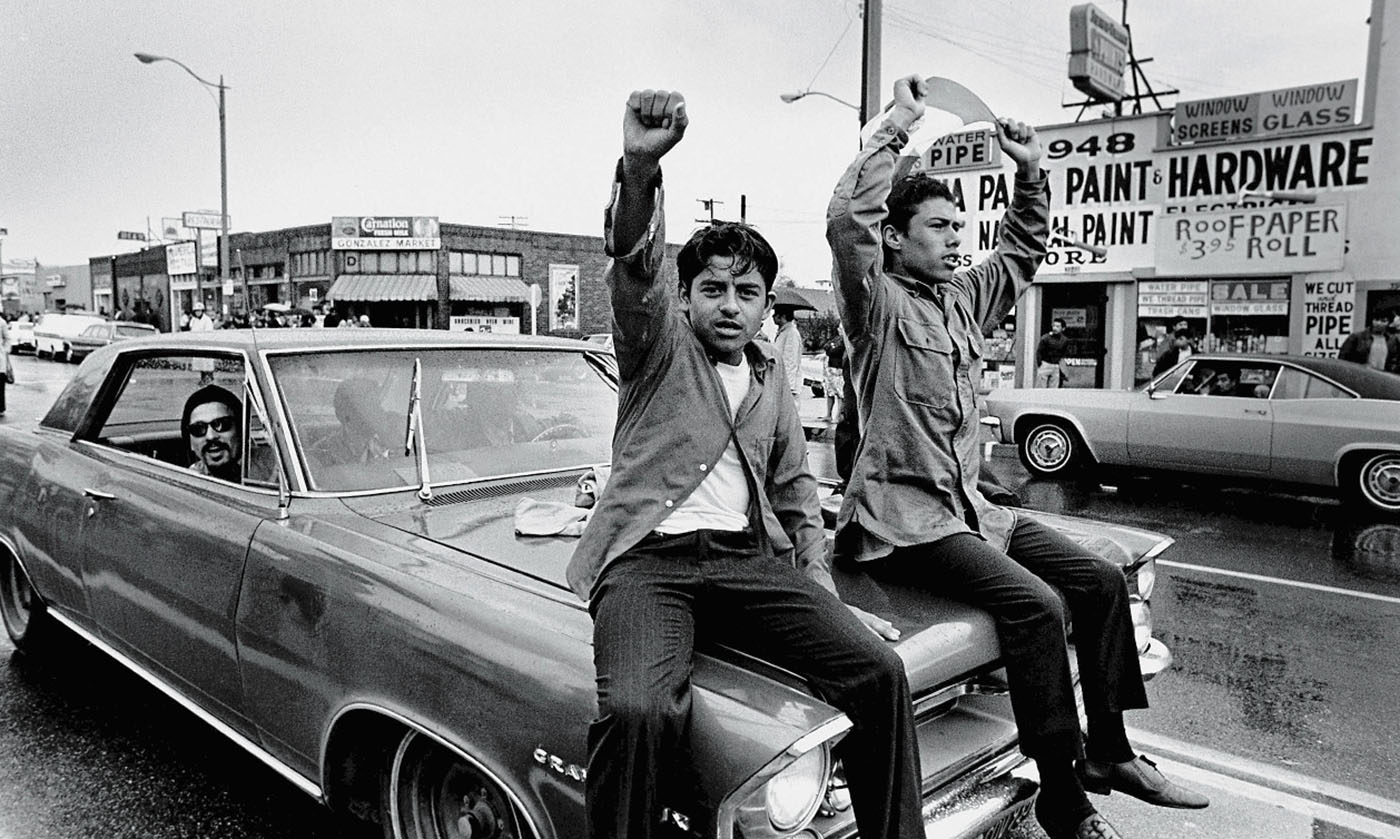 Chicanos At Rally In Los Angeles