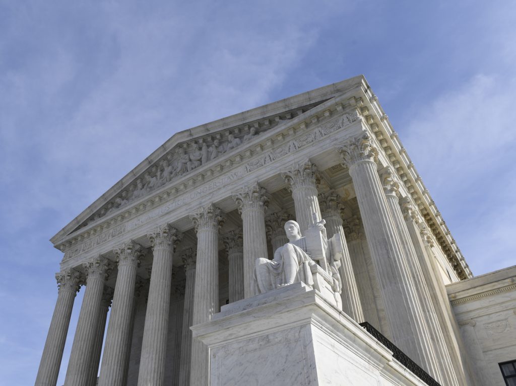 Supreme Court Gun-Rights Battle May Transform Legal Landscape