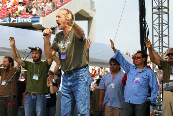 Perry Echoes New Christian Movement's Mantra - 'Trump Chosen by God'