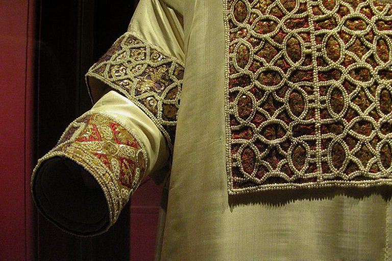 011520-29-History-Art-Kievan-Rus-Fashion