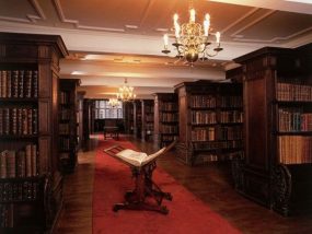 Medieval and Renaissance Libraries of Learning