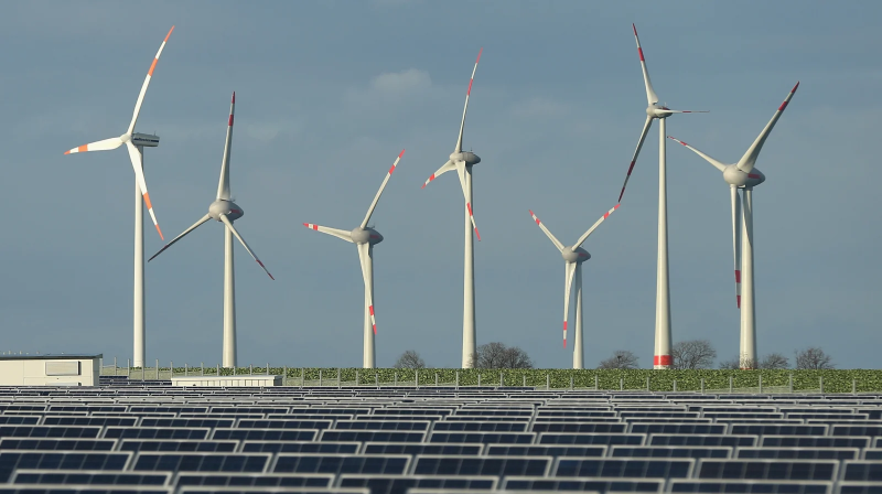 Trump Is Withholding Almost $1 Billion in Renewable Energy Funding 3 Trump Is Withholding Almost $1 Billion in Renewable Energy Funding