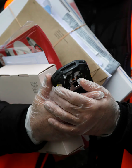 Buyer Beware: Counterfeit Markets Can Flourish during a Public Health Crisis 6 Buyer Beware: Counterfeit Markets Can Flourish during a Public Health Crisis