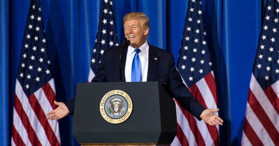 042020-05-Trump-Politics