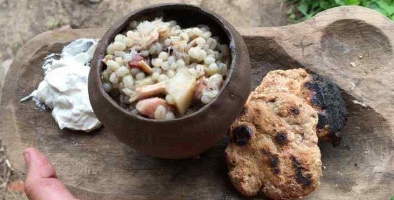 042520-01-History-Medieval-Middle-Ages-Viking-Food