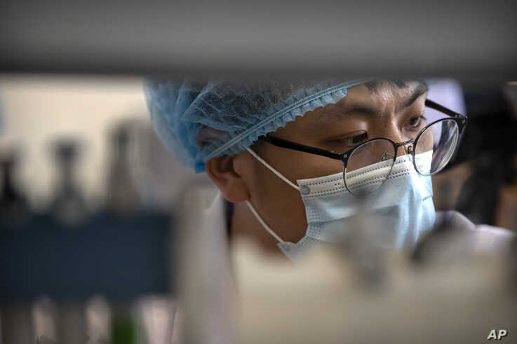 Trump Eyes China Crackdown as Coronavirus Retribution