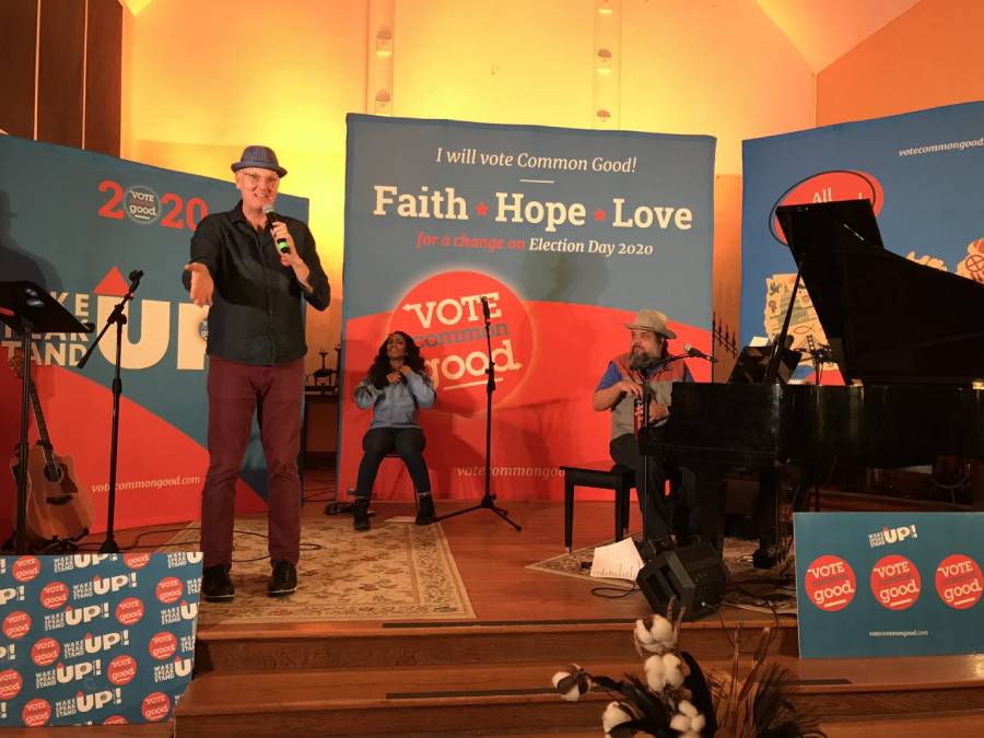 051720-18-Trump-Religion-Evangelical