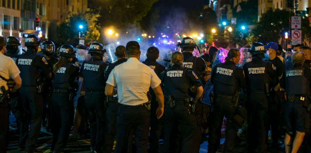 Officers Accused of Brutal Violence Have a History of Complaints by Citizens 3 Officers Accused of Brutal Violence Have a History of Complaints by Citizens