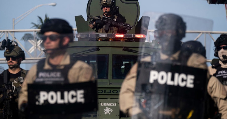 060320-01-Police-Military