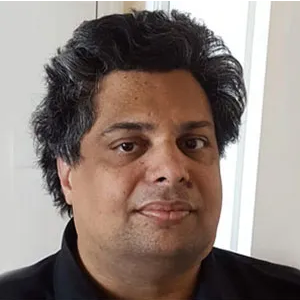 A Shattered Nation Isn’t Buying Trump’s Angry Nationalism