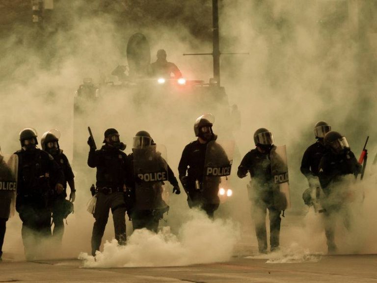 081520-78-Protest-Police