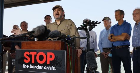 Republicans Fabricate "Crisis" of Violent Immigrants Crossing Border