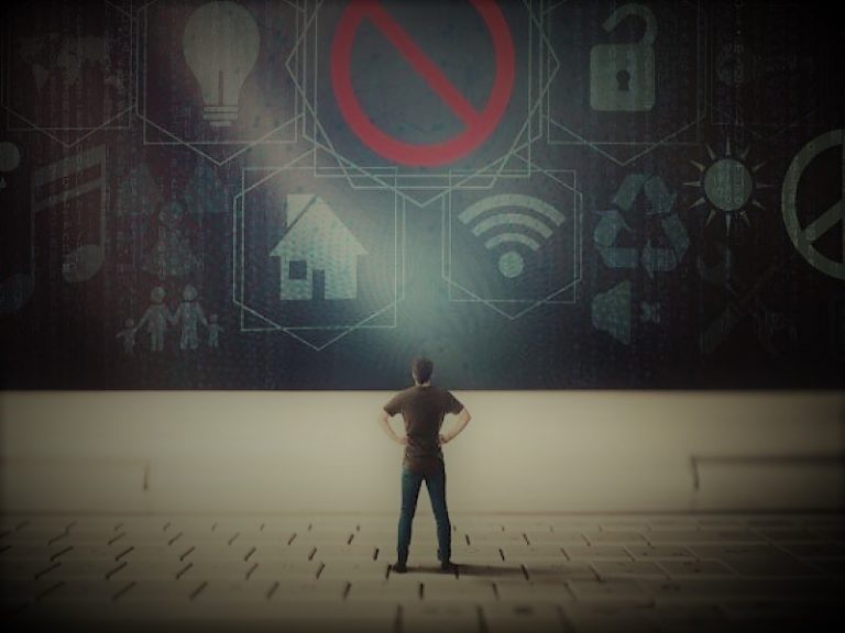 041021-55-Social-Media