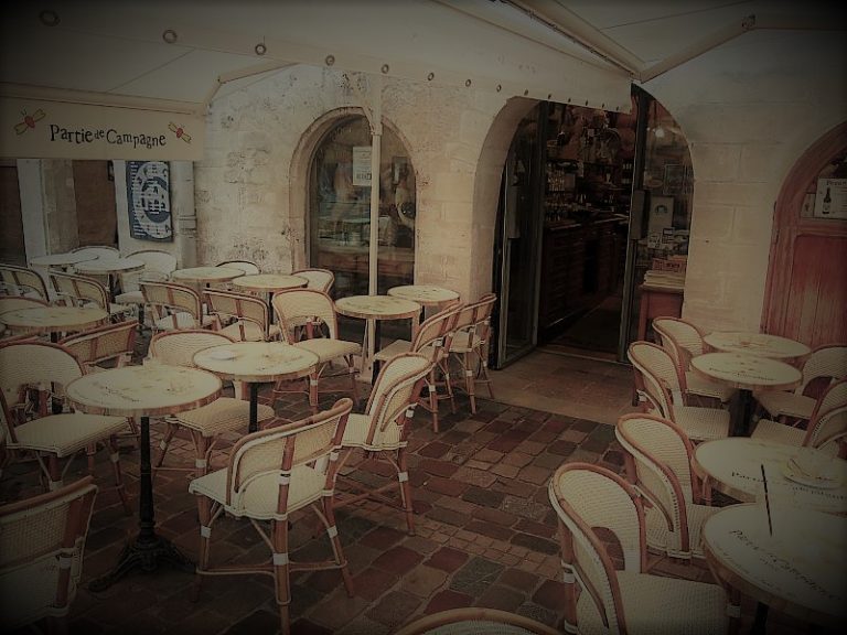 051420-03-History-Coffee-Paris