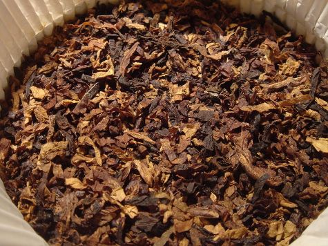 How to store tobacco to keep it fresh