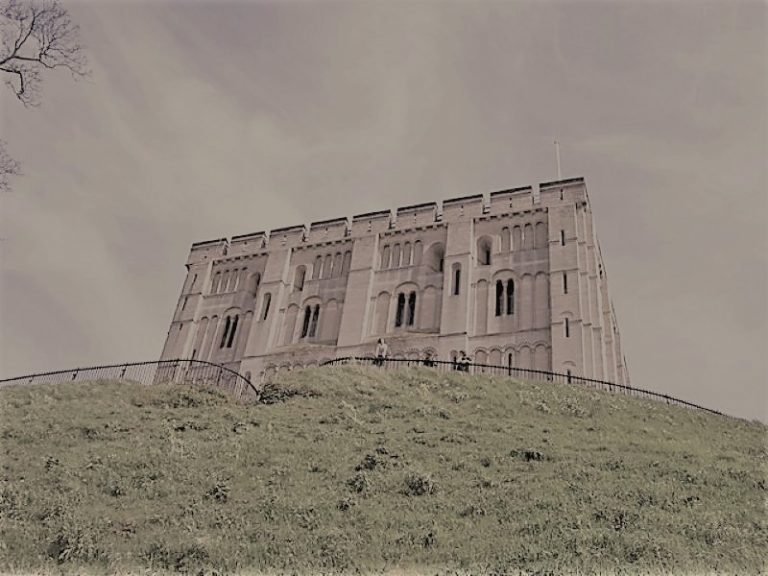 090521-08-History-England