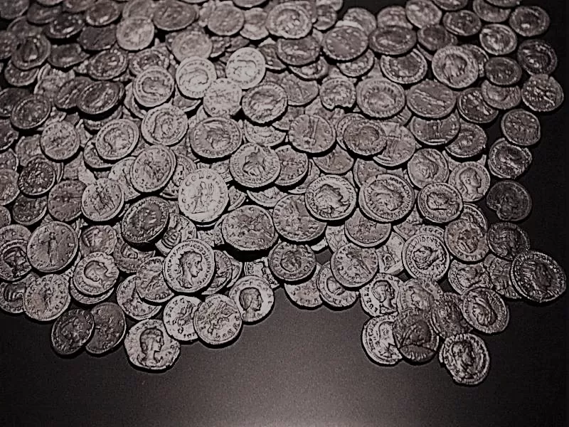 Capitalism in Ancient Greece and Ancient Rome: Risk and Unethical Business