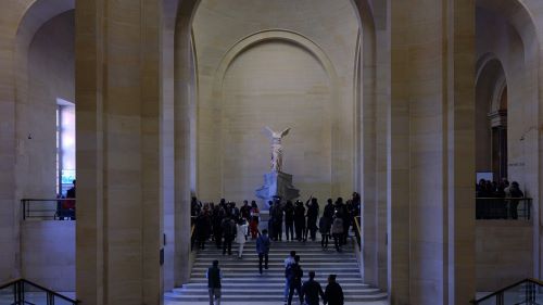 The Ancient Hellenistic Nike: 'Winged Victory' of Samothrace 2 The Ancient Hellenistic Nike: 'Winged Victory' of Samothrace